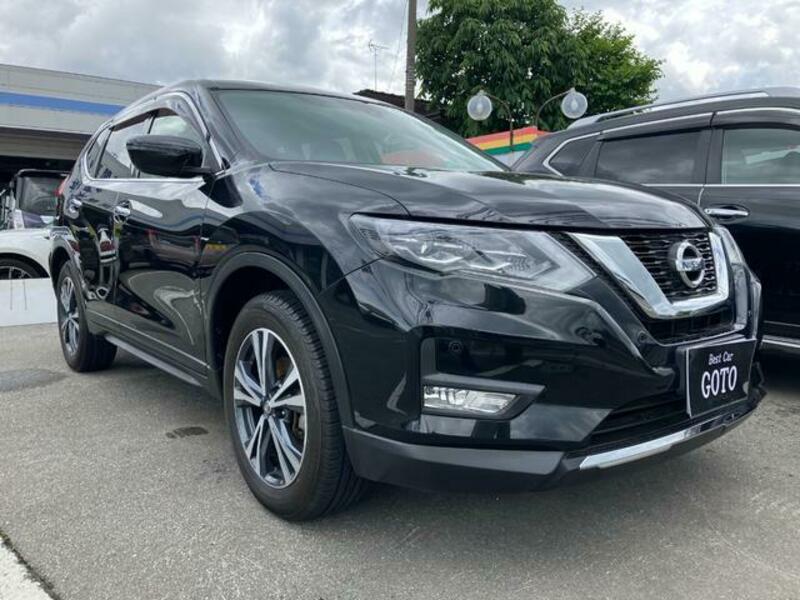 X-TRAIL