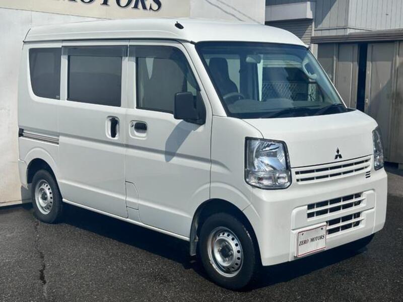 MINICAB VAN
