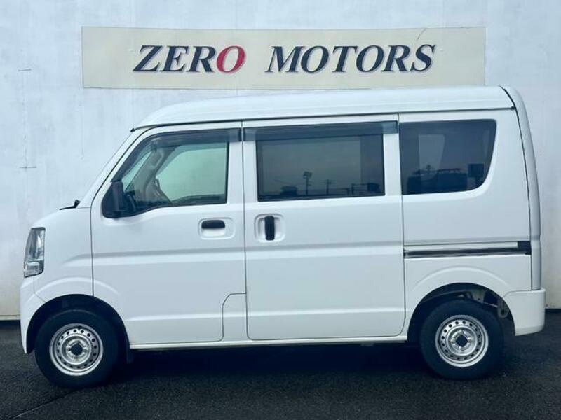 MINICAB VAN