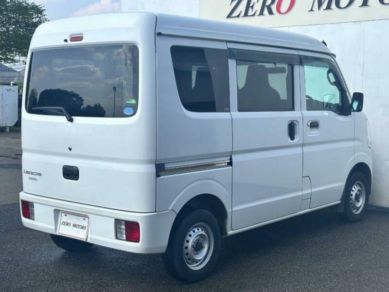 MINICAB VAN