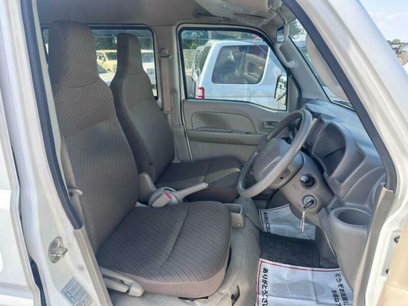 MINICAB VAN