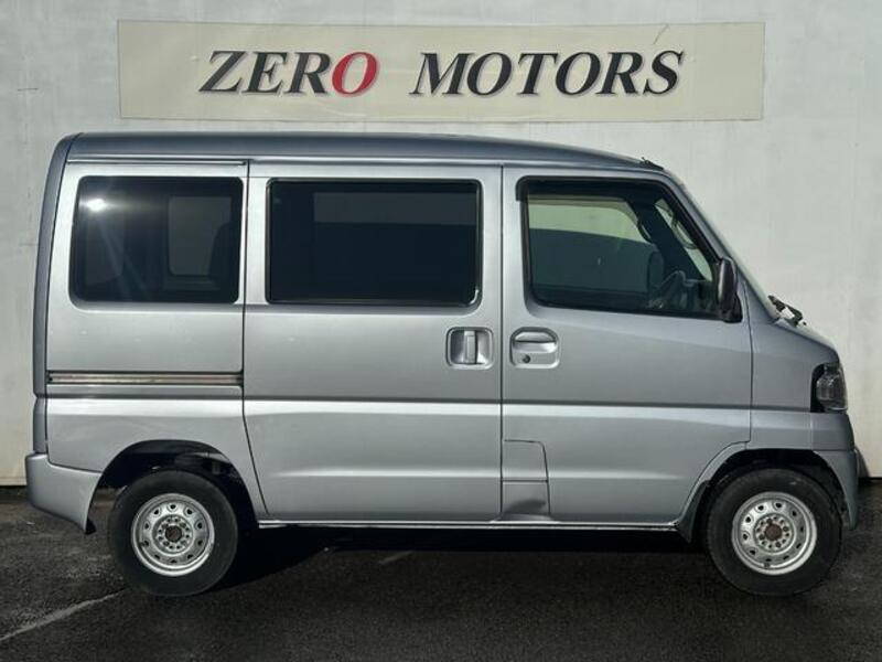 MINICAB VAN