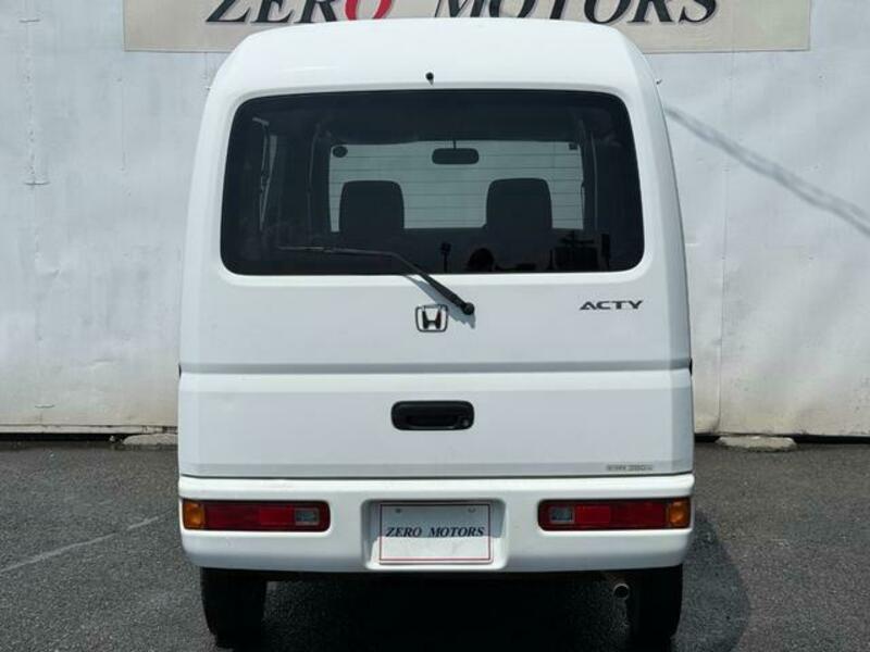 ACTY VAN