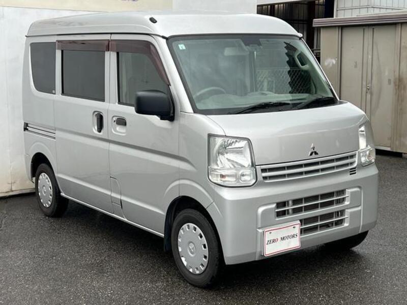 MINICAB VAN