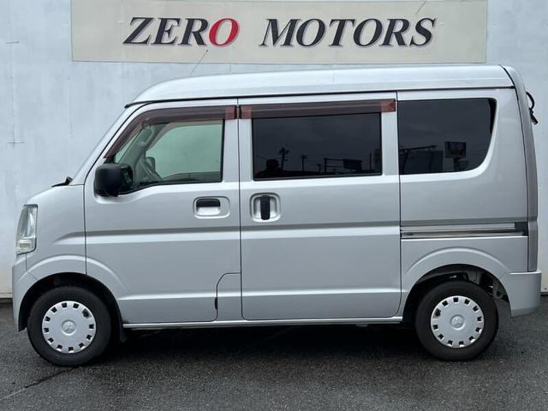 MINICAB VAN