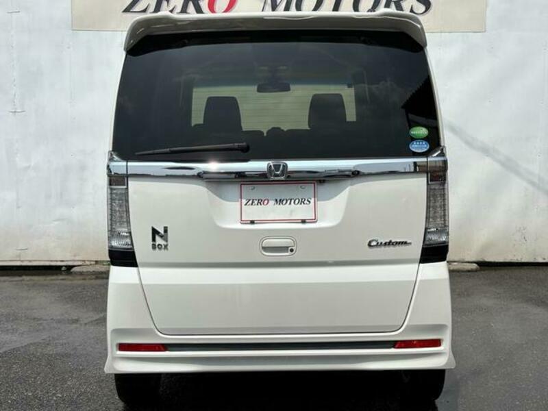 N BOX