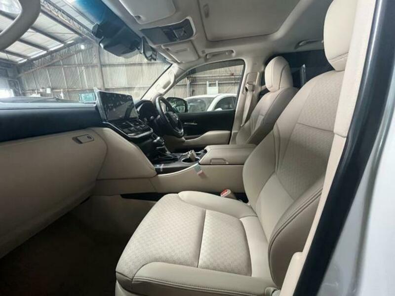 LAND CRUISER