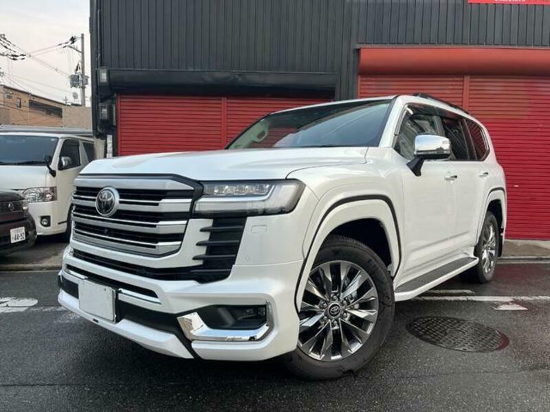 TOYOTA LAND CRUISER