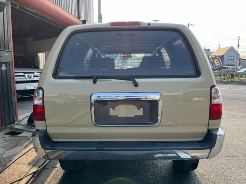 HILUX SURF
