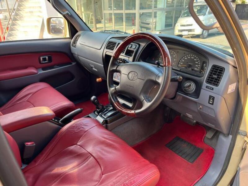 HILUX SURF