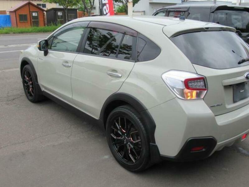 XV HYBRID