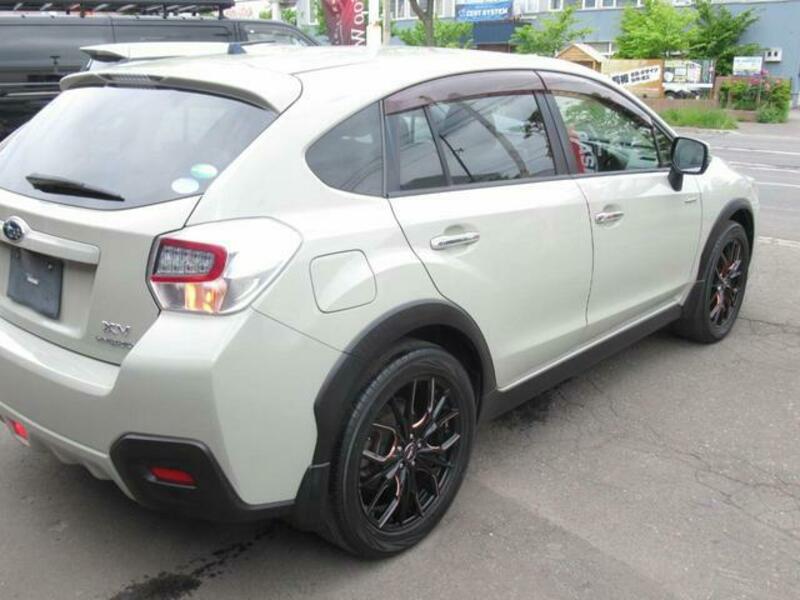 XV HYBRID