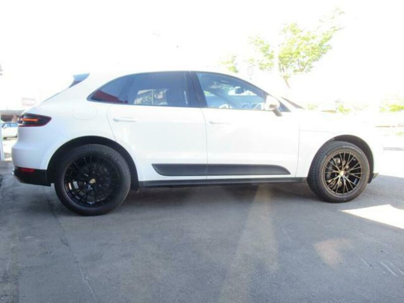 MACAN