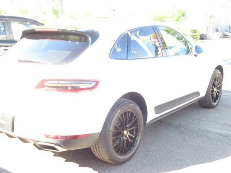 MACAN