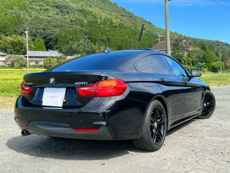 4 SERIES