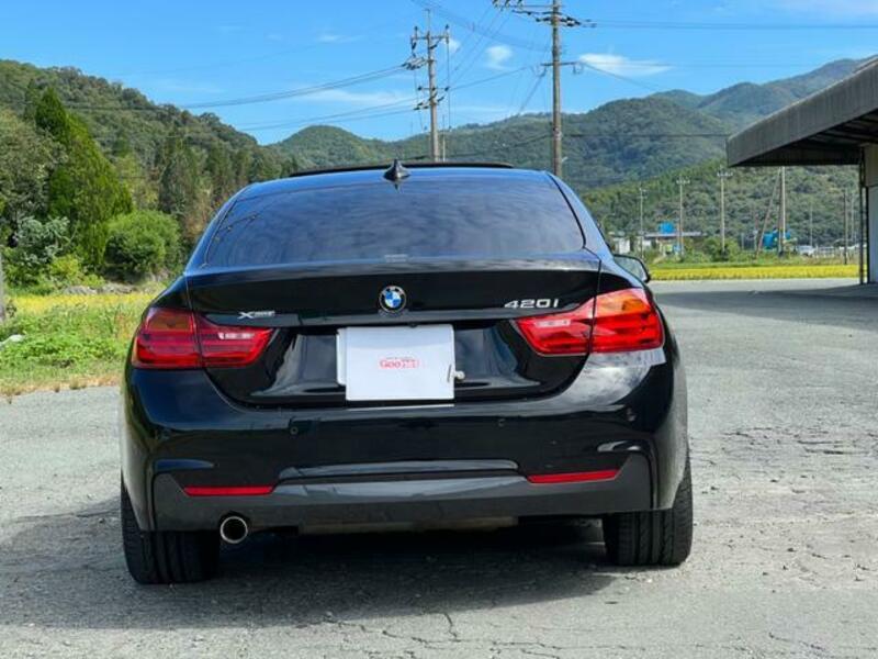 4 SERIES