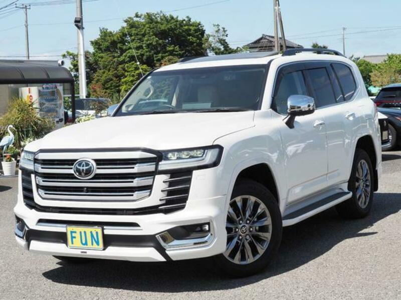 LAND CRUISER