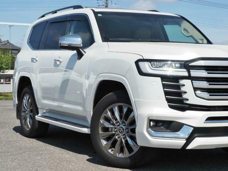 LAND CRUISER