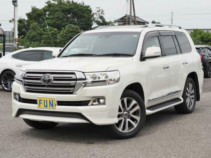 LAND CRUISER