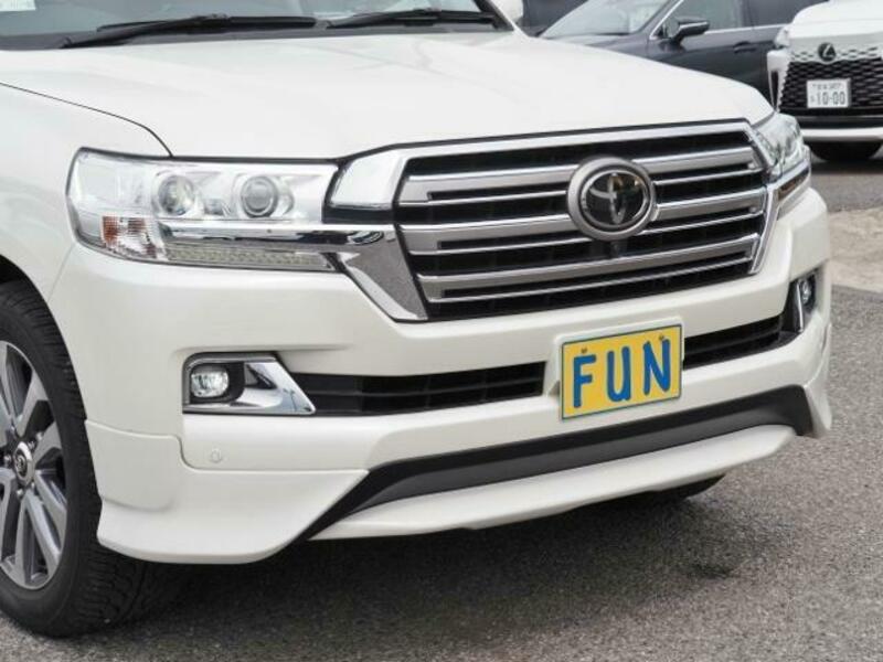 LAND CRUISER