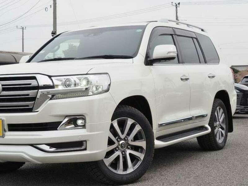 LAND CRUISER