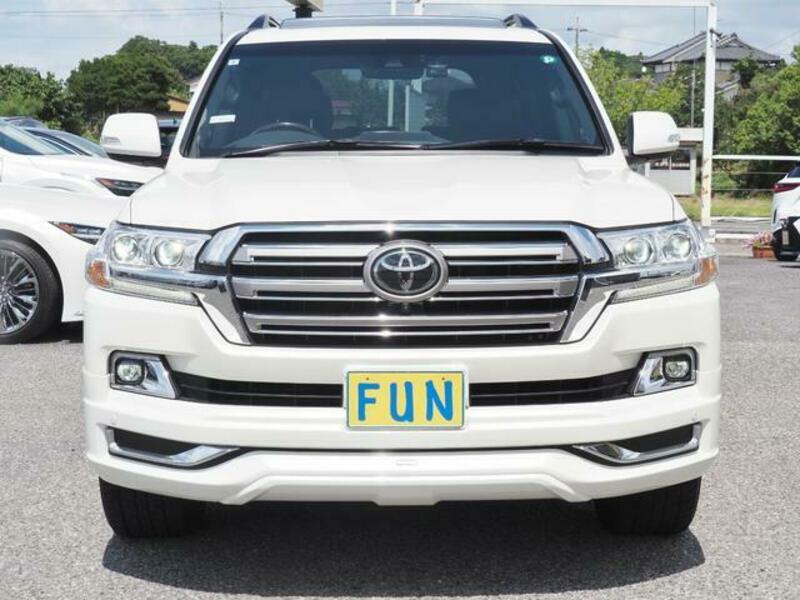 LAND CRUISER