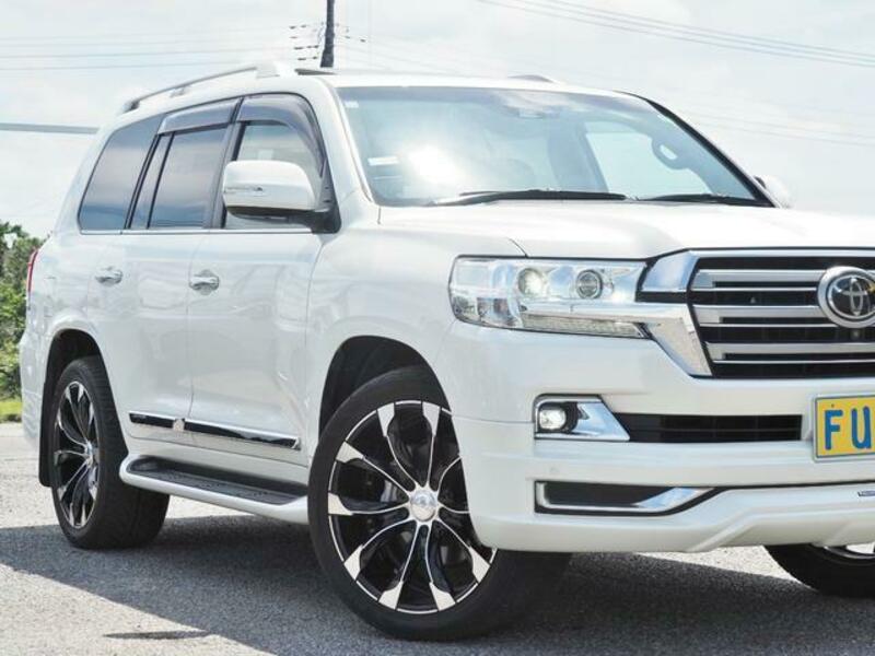 LAND CRUISER