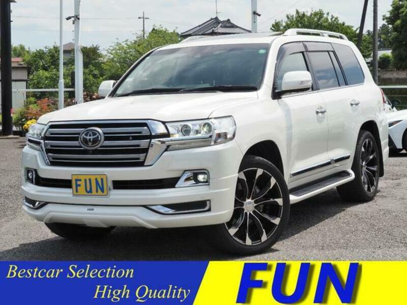TOYOTA LAND CRUISER