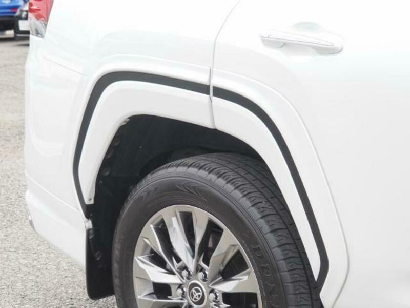 LAND CRUISER