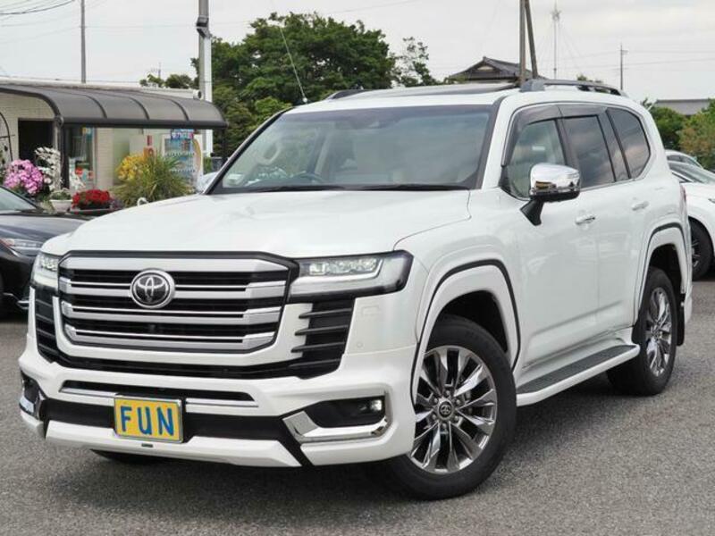 LAND CRUISER