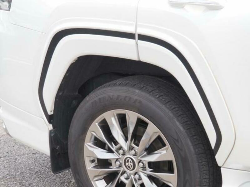 LAND CRUISER