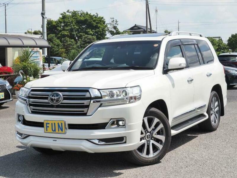 LAND CRUISER