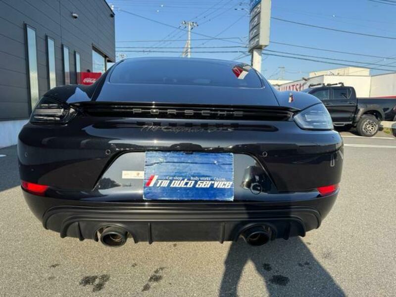 718 CAYMAN