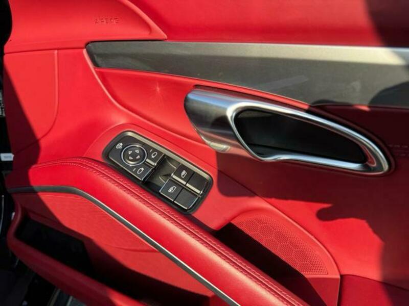 718 CAYMAN