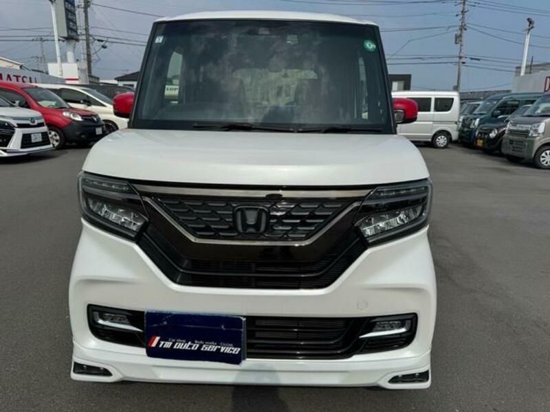 N BOX CUSTOM