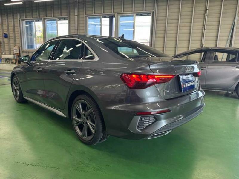 A3 SEDAN