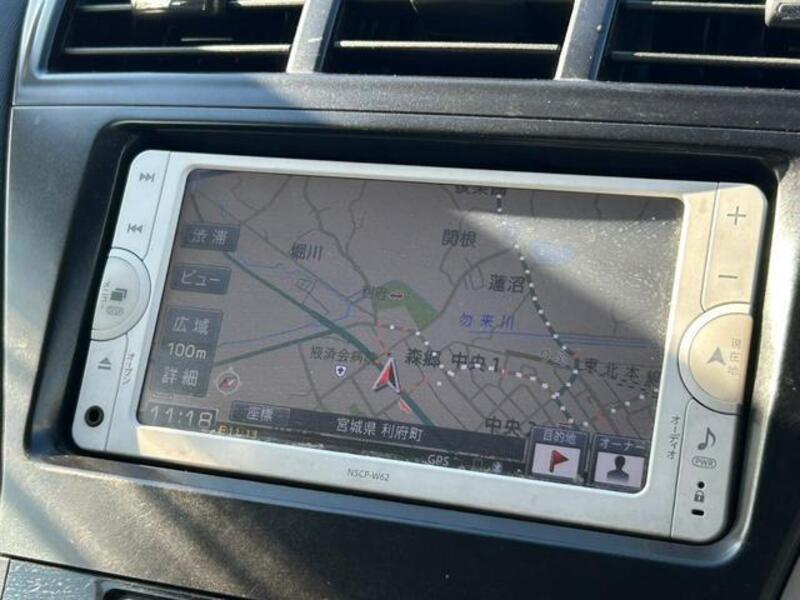 PRIUS ALPHA
