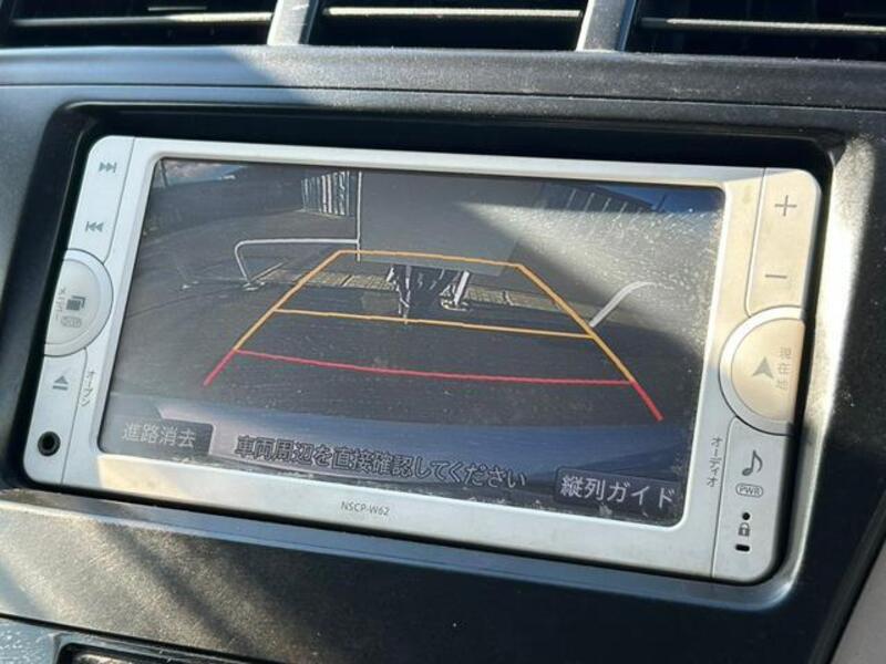 PRIUS ALPHA