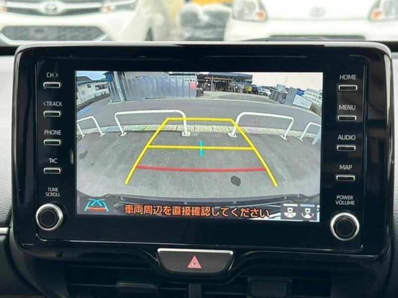 YARIS CROSS