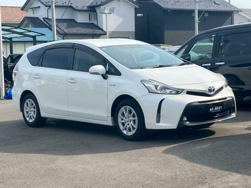 PRIUS ALPHA