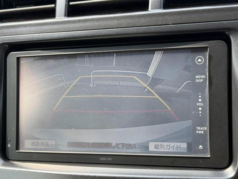 PRIUS ALPHA