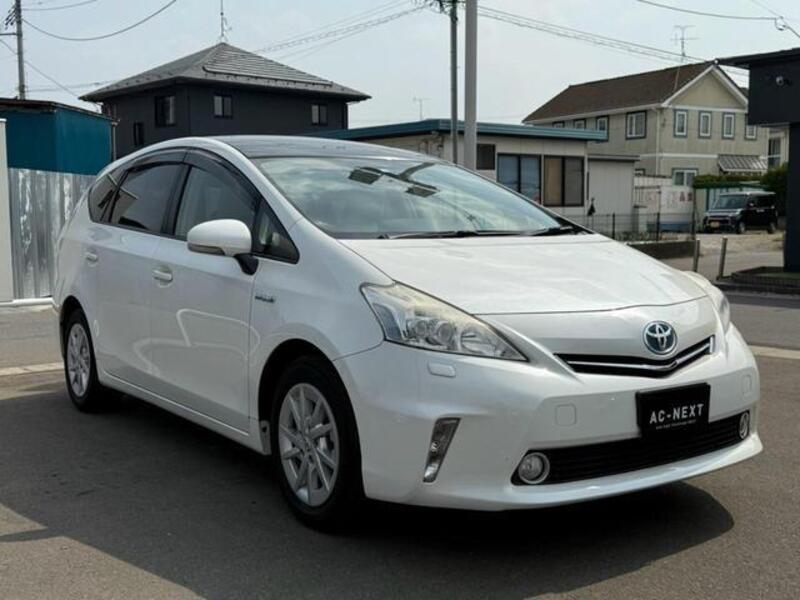 PRIUS ALPHA