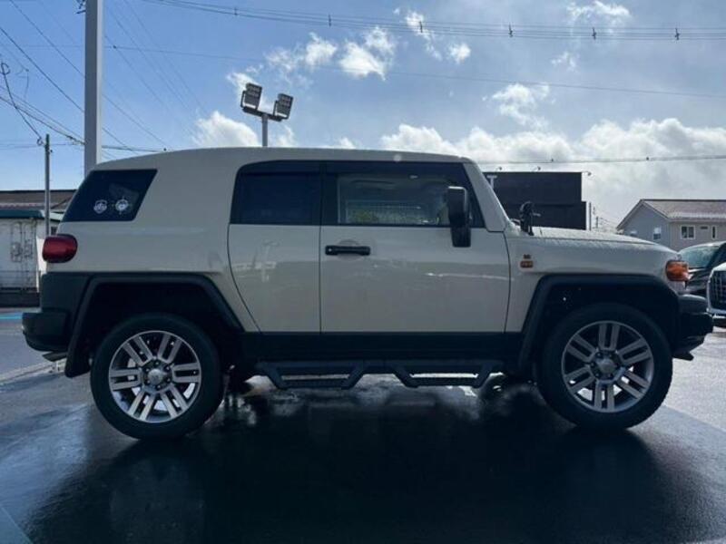 FJ CRUISER