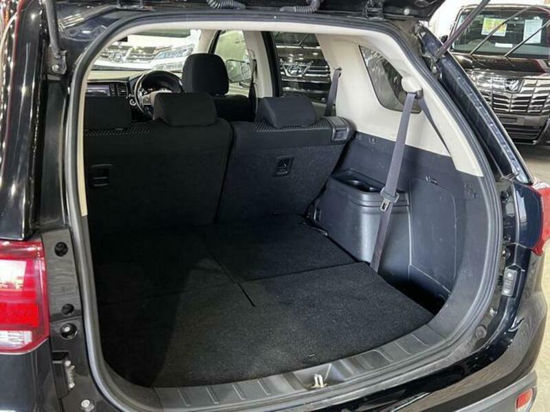 OUTLANDER