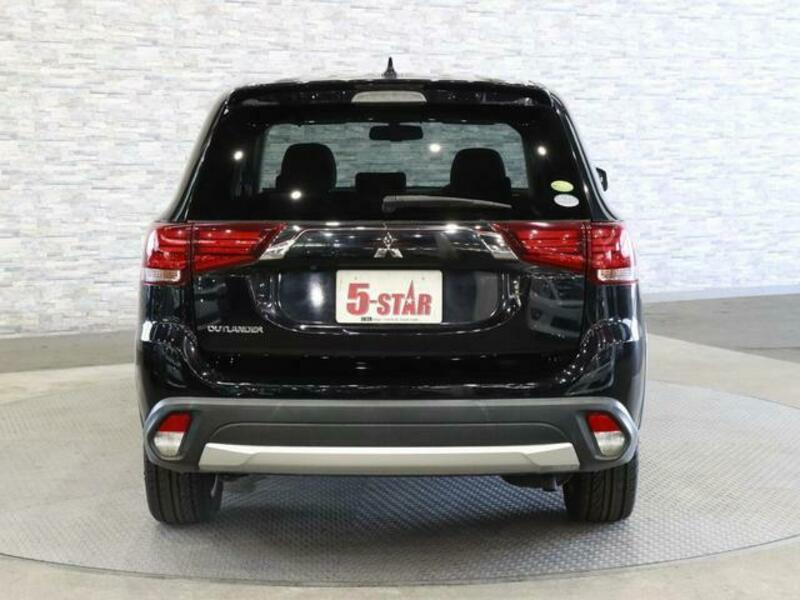 OUTLANDER