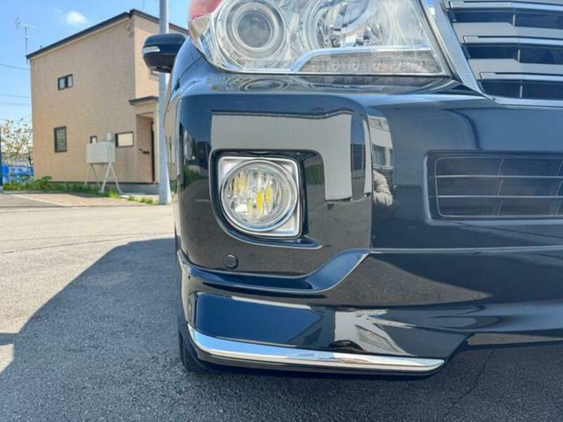 LAND CRUISER
