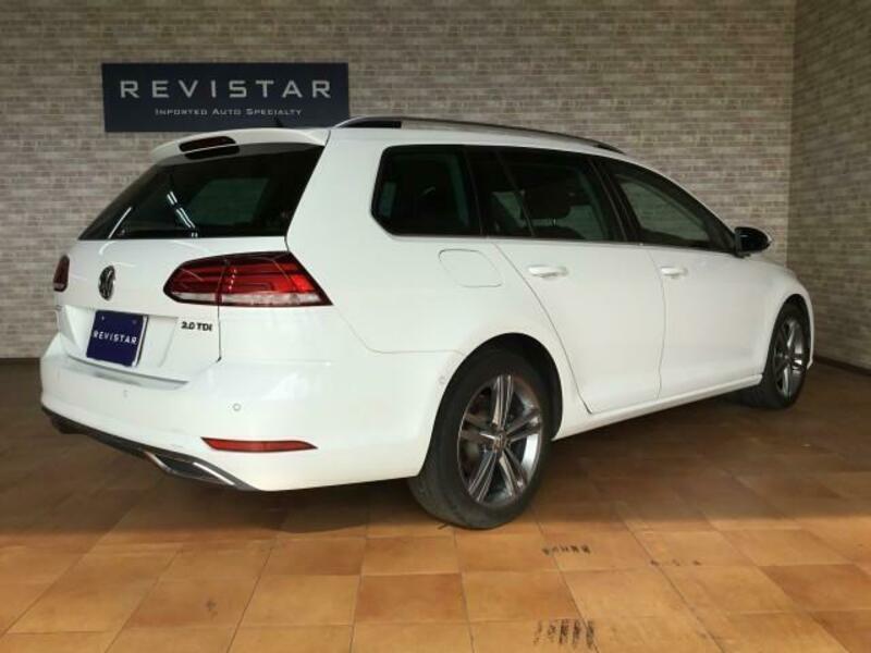 GOLF VARIANT