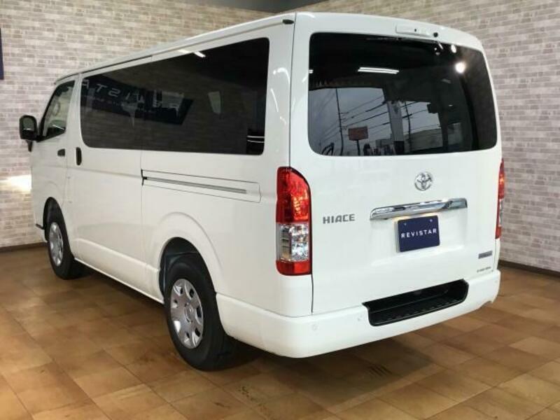 HIACE VAN