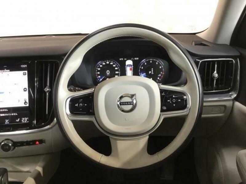 V60