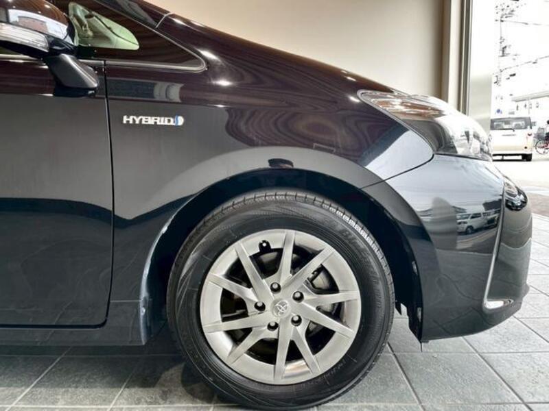 PRIUS ALPHA